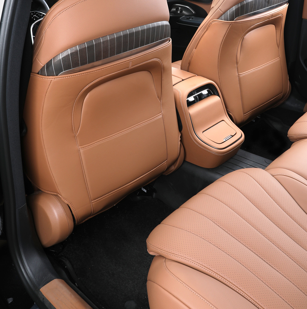 Mercedes-Benz E-Class Seat Kick Pad 2024-2025