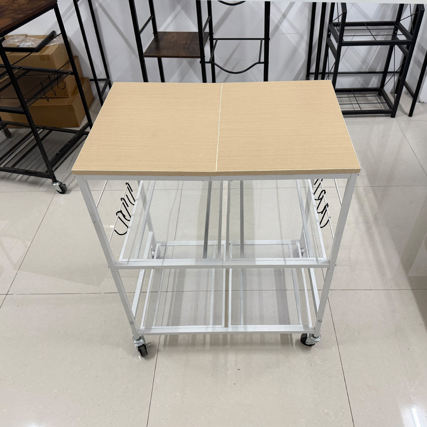 재고 있음 [주방 트롤리] 후크가 있는 금속 바퀴 높은 무게 측정
