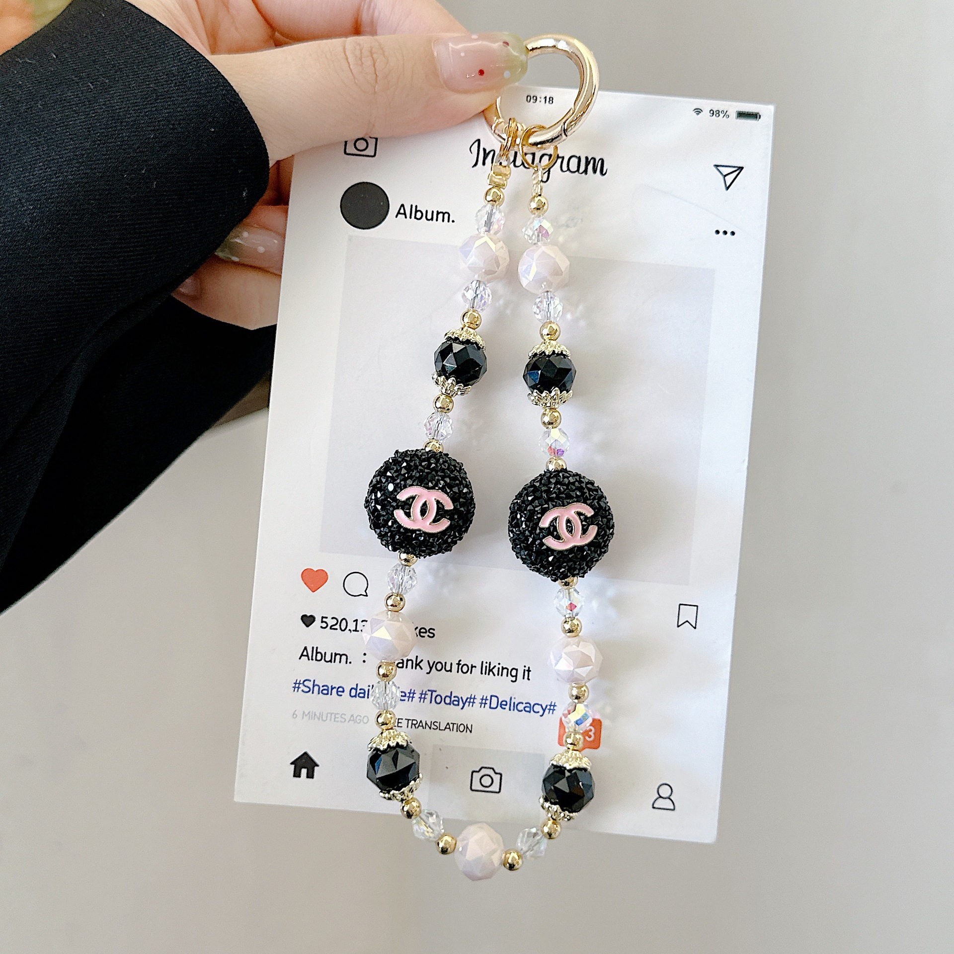 Cadena para colgar para teléfono móvil de alta gama hecha a mano de alta calidad, cadena para colgar con fragancia pequeña de lujo ligero, cordón para teléfono móvil de moda, cadena corta/colgante