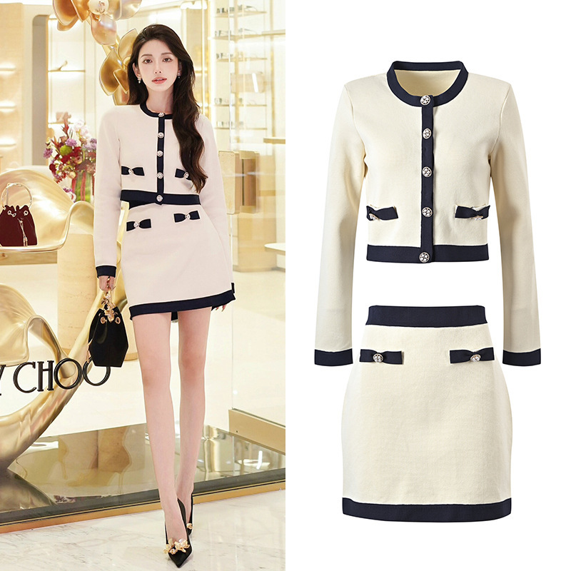 2026 Spring New Style French Socialite Style Gentle and Elegant Design Bow-Knot Knit Sweater and Hip-Hugging Skirt Set