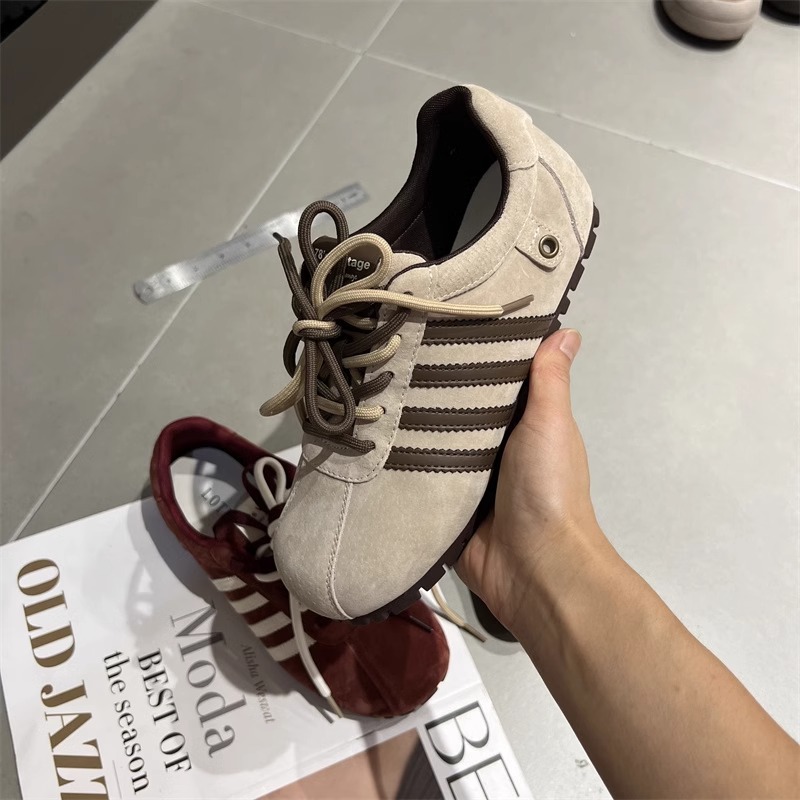 Retro shoelaces