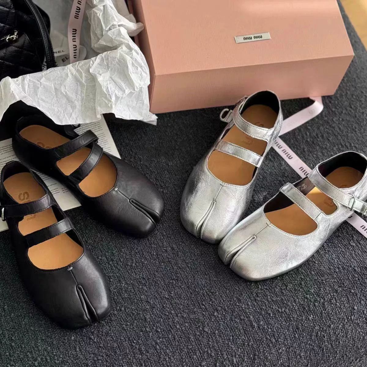 Женские туфли Мэри Джейн с раздельным носком и текстурой под свиную кожу, плоские туфли Мэри Джейн на весну 2024 года, неглубокие туфли-лоферы в стиле "бабушкиных".