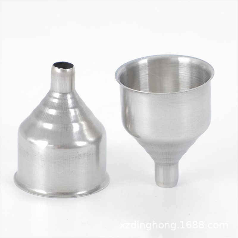 Embudo de acero inoxidable de cocina Embudo de aceite Embudo de vino Embudo de tamaño de calibre Embudo de olla de aceite cónica portátil Embudo doméstico