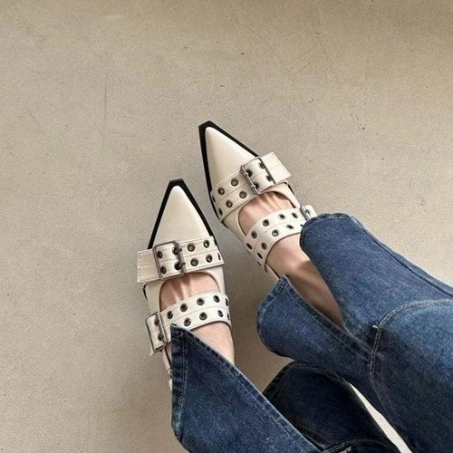 2024 Fall New Korean Style Low-Heeled Flat Women's Shoes with Belt Buckle Fashion Pointed Toe Studs Single Shoes