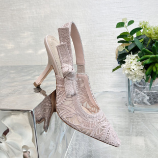 D���ٽz�̽���ЬŮ2023�¿��U�ռ��^��ĸ�����Y؈������Ըи߸�