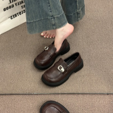 复古厚底漆皮乐福鞋女2025春秋新款英伦风JK小皮鞋黑色一脚蹬单鞋