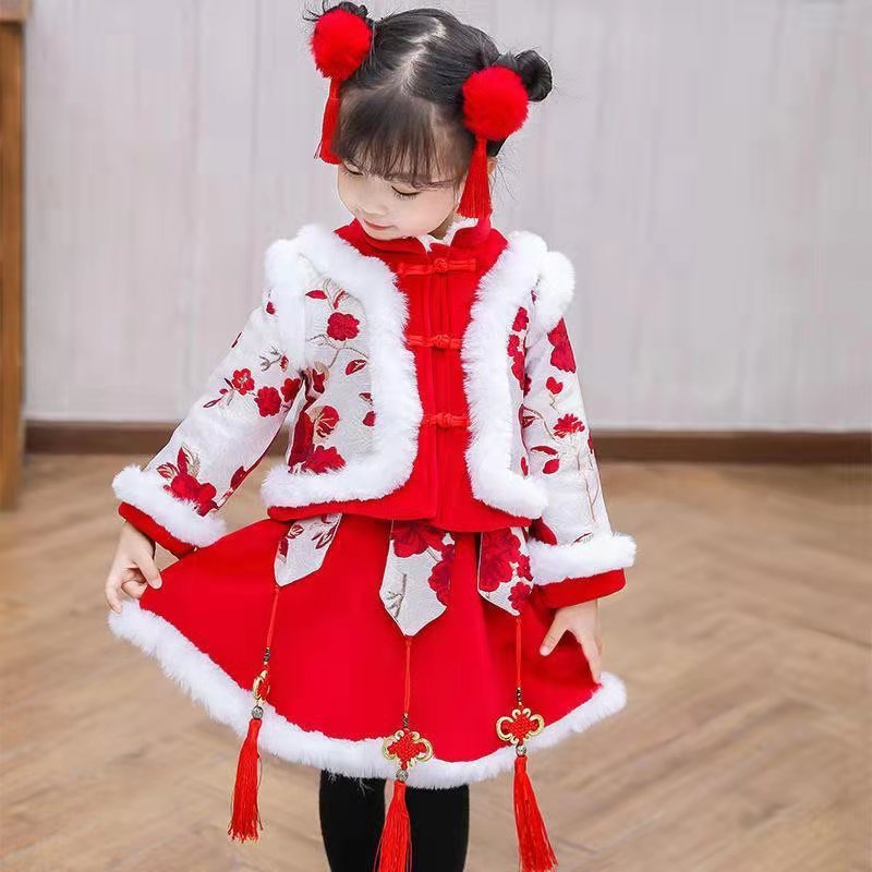 Hanfu Winter Girls 2024 Nuevos niños Feliz año nuevo Año nuevo Saludos de Año Nuevo Chica Año Nuevo Estilo chino Traje Tang Invierno