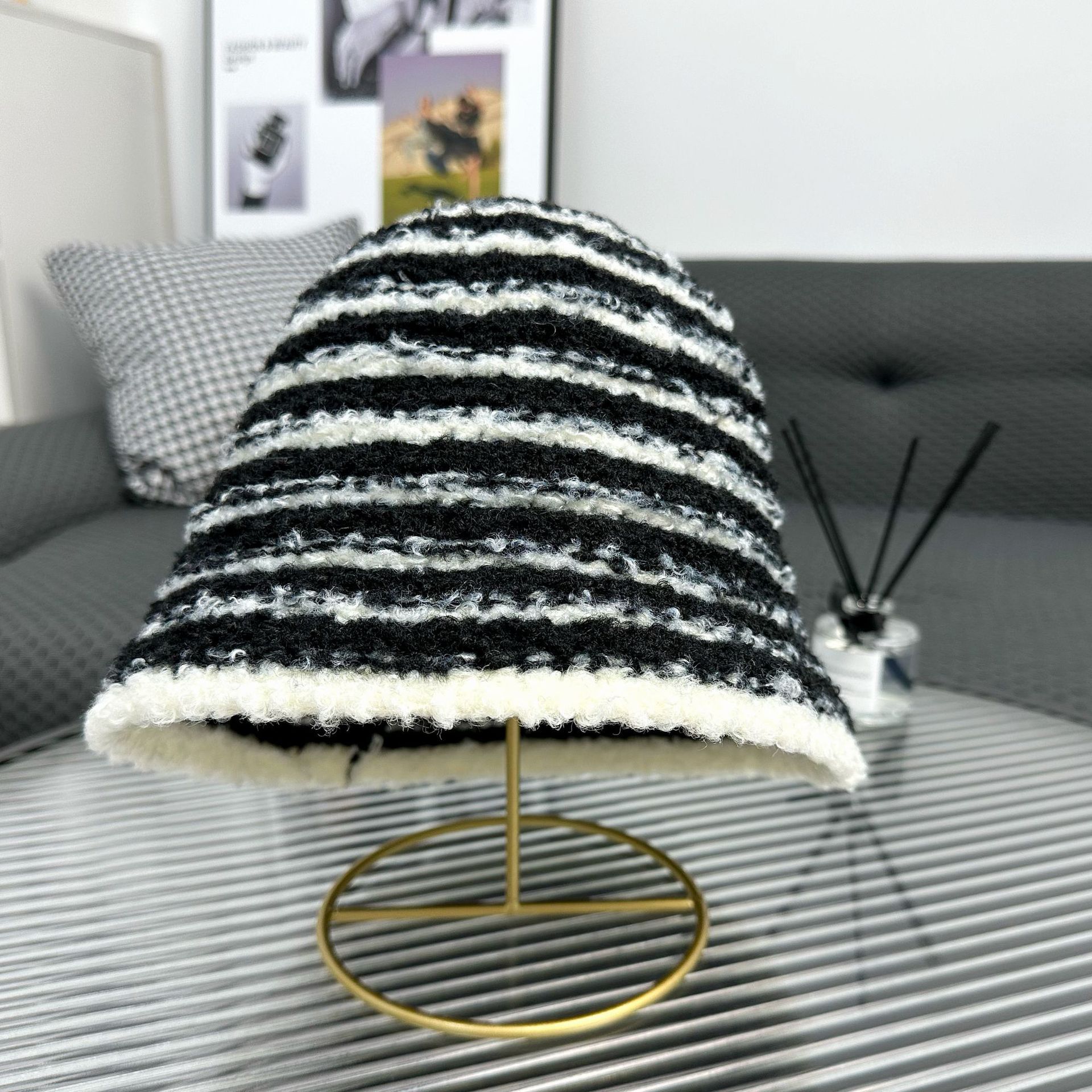 新款秋冬季保暖毛絨盆帽條紋羊羔拼色漁夫帽休閒百搭顯臉小水桶帽