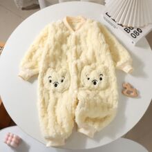 新生儿连体衣婴幼儿一体式衣服秋冬连身睡衣哈衣爬服宝宝按扣睡袋