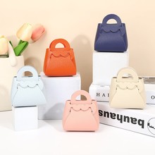 婚礼喜糖盒皮质空盒ins风结婚喜糖袋手提伴娘手礼爱心回礼糖果包