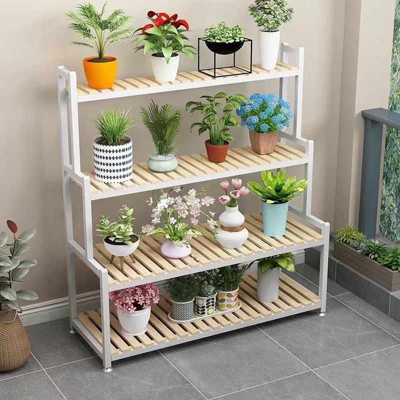 4층짜리 달백색 선반의 길이는 120m이다.