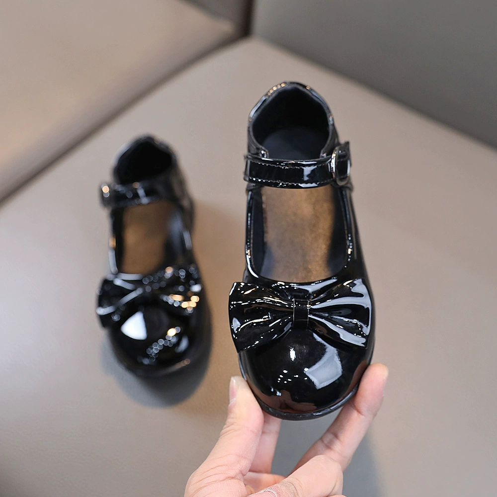 Кожаная обувь для девочек кроссовки 2024 весна новая детская черная экологическая обувь