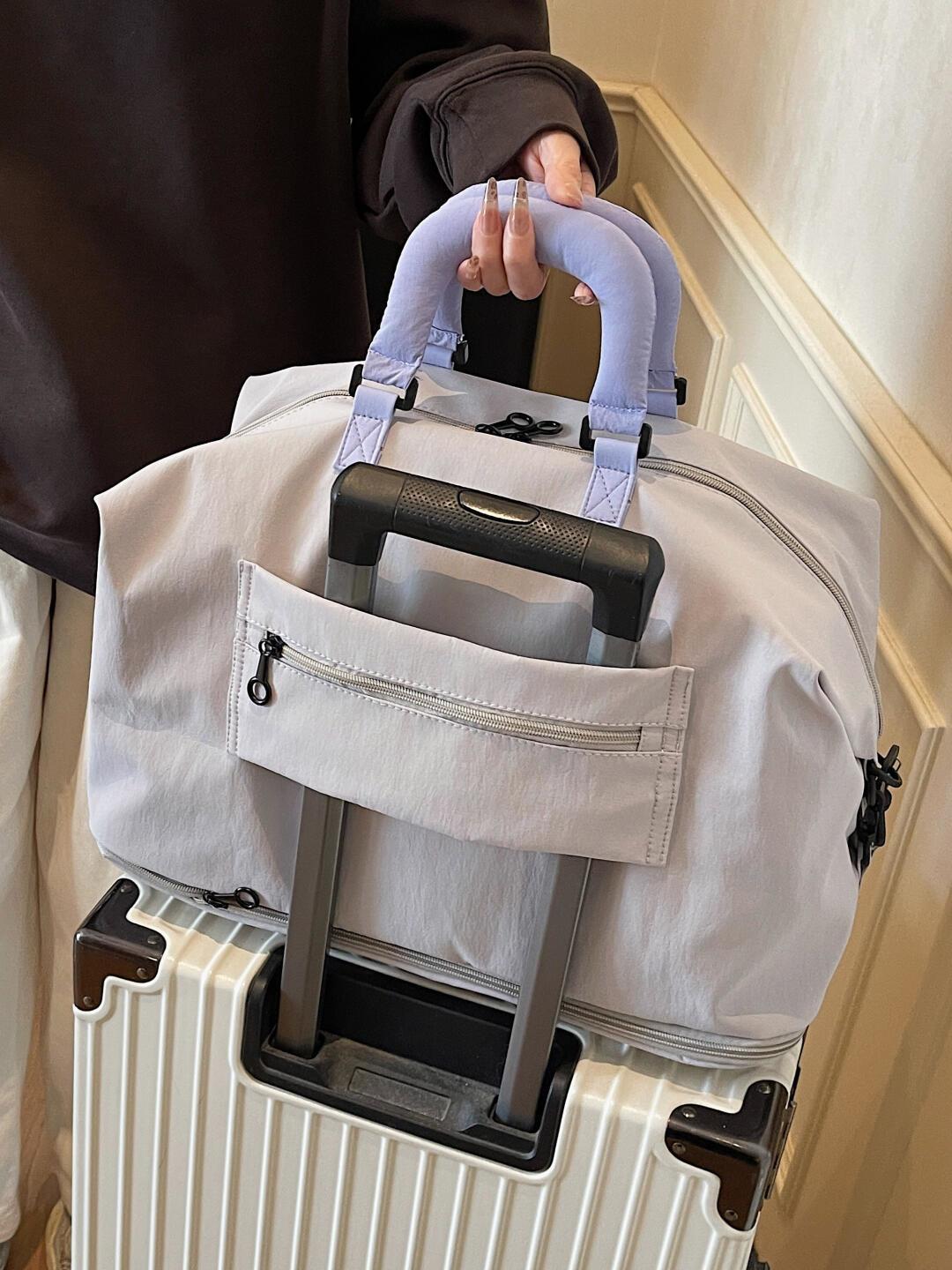 Travel bag, large capacity, expandable