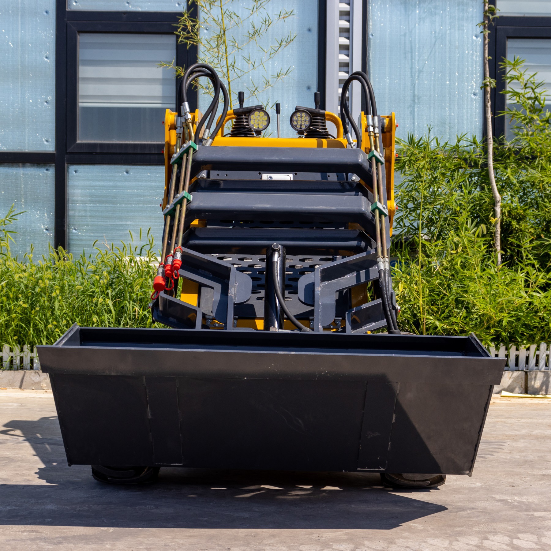 海拓直供 HT360型履带式小型滑移机 多功能履带车 可搭载不同属具