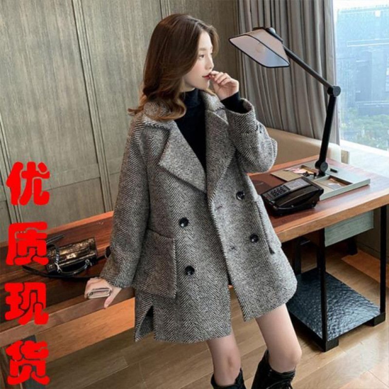 2026 New Loose British Suit Collar Quilted Thickeneded Woolen Outwear Women's Mid-Length Double-Breasted Woolen Outwear