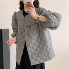 韩版反季2025冬新款羽绒服女设计感流苏泡泡袖菱格圆领白鸭绒外套