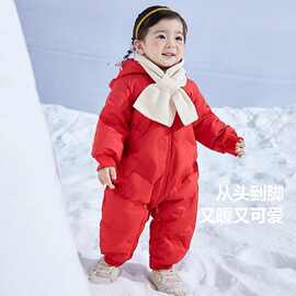 婴儿新款连体衣2025男童冬季加厚宝宝羽绒服保暖爬服外出女童红色