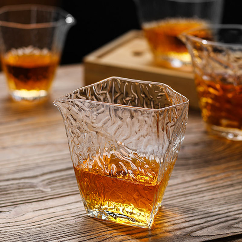 Manufacturer's tea cup Kung Fu tea set high borosilicate glass fair cup household thickened transparent fair cup