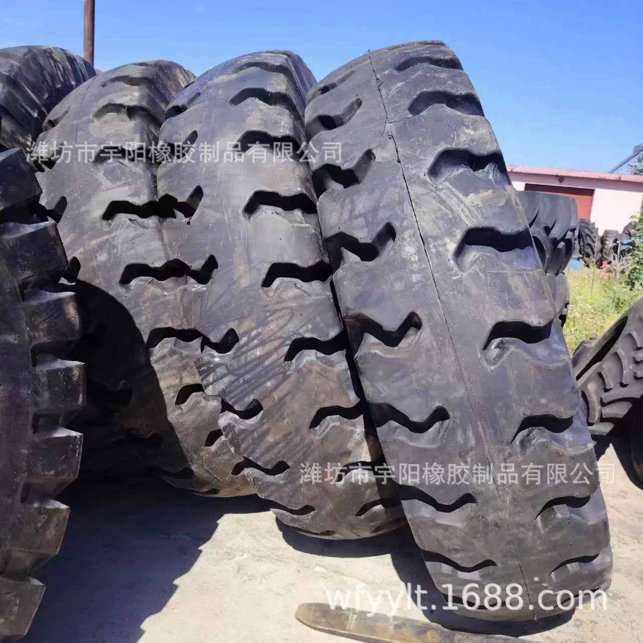 工程机械轮胎E4加深花纹 港口吊车 21.00-35  36层2100-35