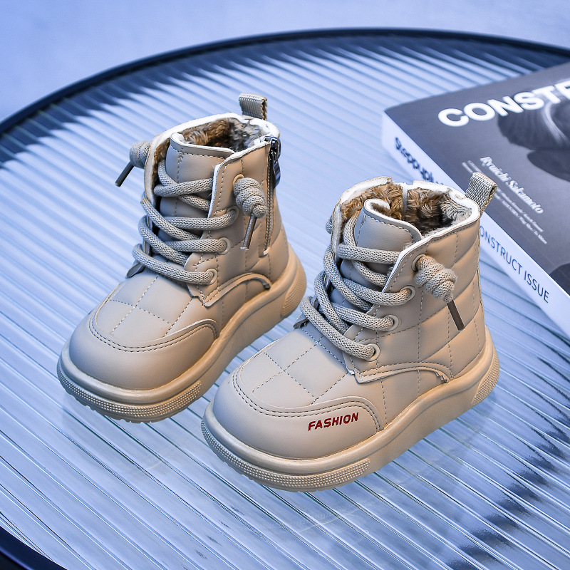 Botas de nieve para niños 2024 Invierno nuevos zapatos de pan cálido forrados de lana para niños zapatos de algodón grandes antideslizantes de fondo suave para niños