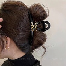 轻奢小香风丝绒抓夹女2026新款后脑勺早春高级感黑色发夹子鲨鱼夹