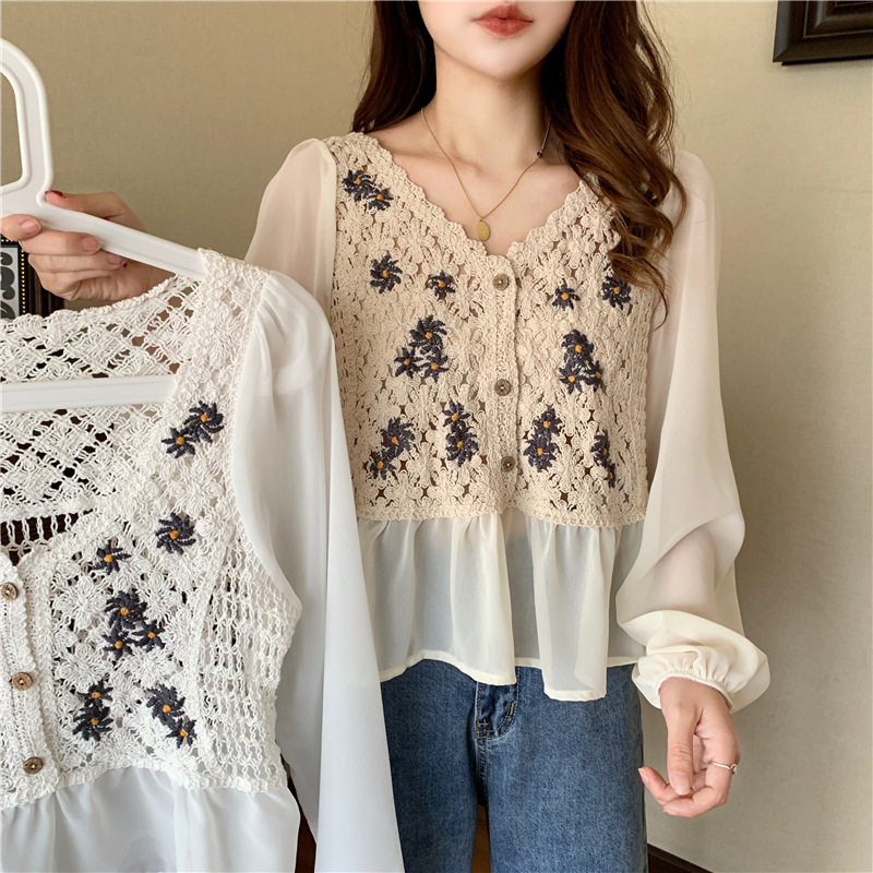 Vintage Style Versatile Embroidered Daisy Hollow-Out Loose Chiffon Sleeve Knitted Short Ruffle Hem Blouse for Women