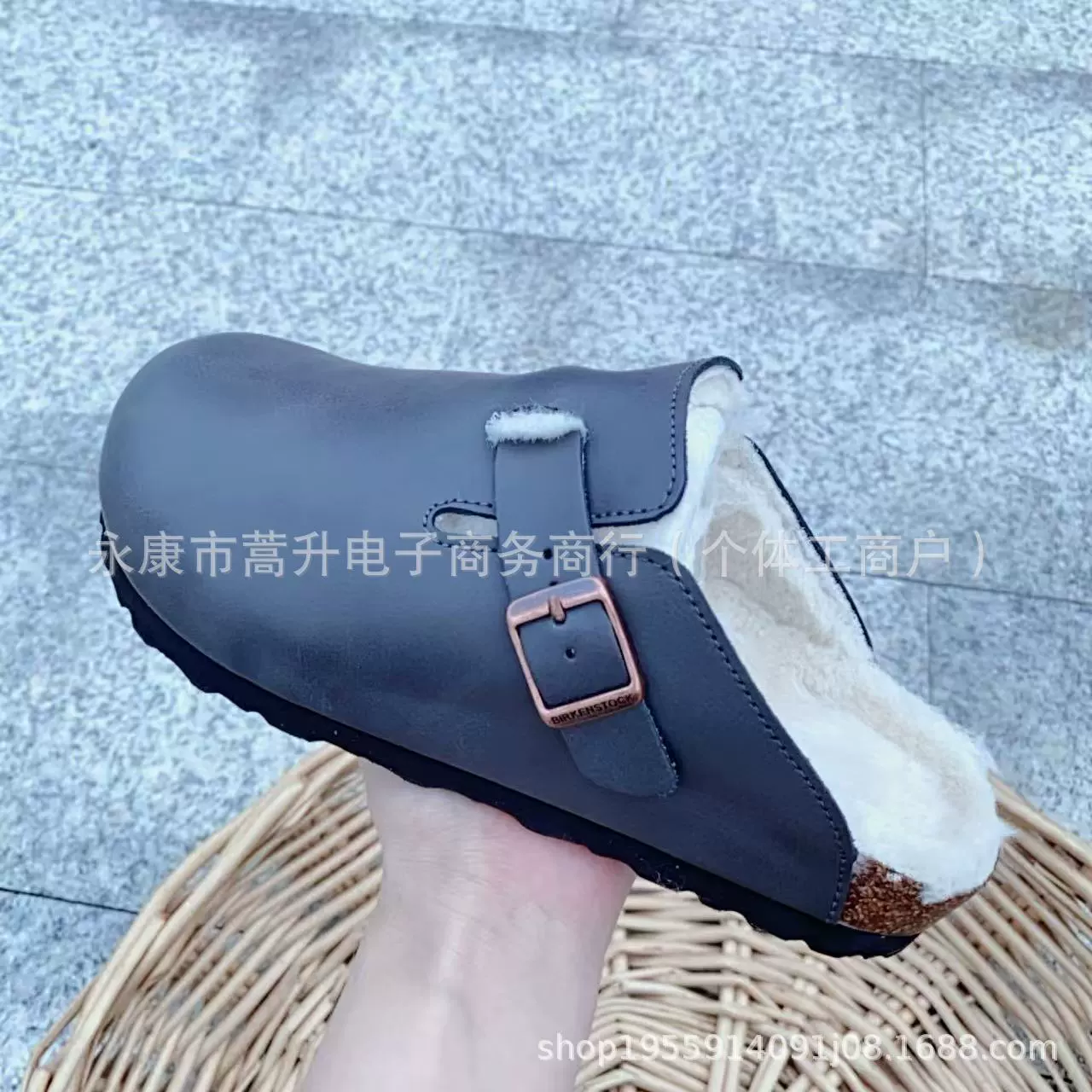 Босоножки Birkenstock плюс бархатная кожа 2025, ретро слипоны «ленивые» с толстой подошвой и закрытым носком, меховые тапочки для женщин как верхняя обувь