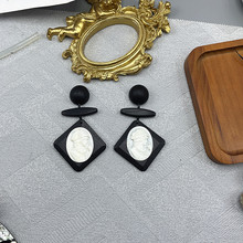 2025新款monies小众设浮雕贝壳美人头造型镶嵌简约风气质百搭耳夹