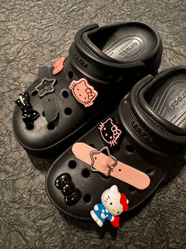 夏のスリッパ靴花漫画ハローキティ下駄アクセサリー靴バックル靴花セット diy アクセサリーリトルレッドブック|undefined
