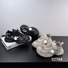 32744��ͯ�˶���Ь2026�¿��ļ����������д�ͯ�ٴ�����ɳ̲��Ь