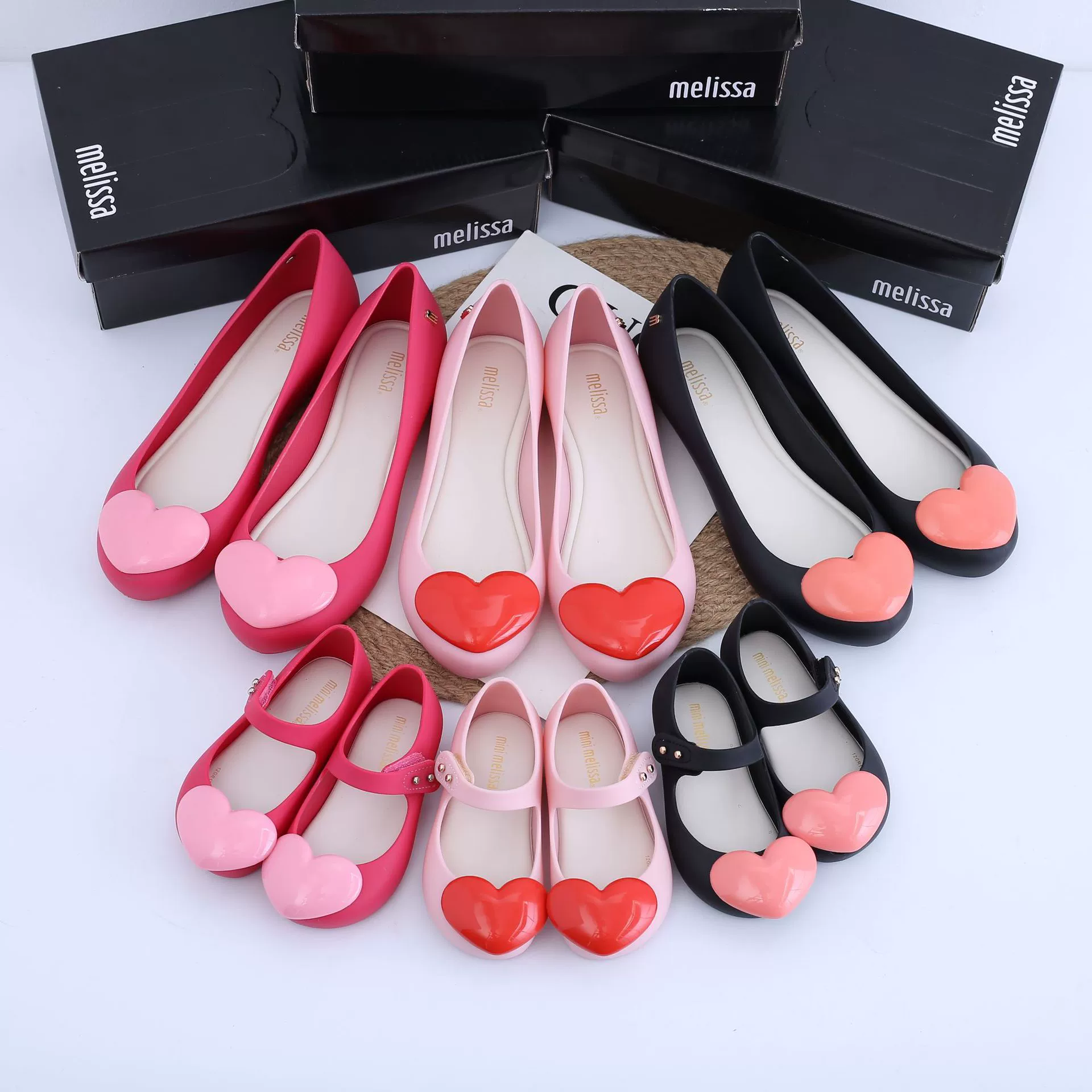 2022 Новая обувь для любви Сандалии Melissa Jelly Обувь для родителей и детей Peach Heart Candy Color Пляжная обувь