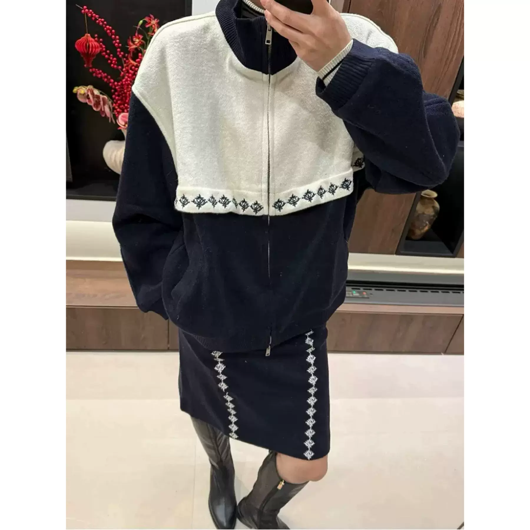 四媛【清仓不退不换】撞色拼接刺绣羊毛夹棉复古夹克宽松外套女