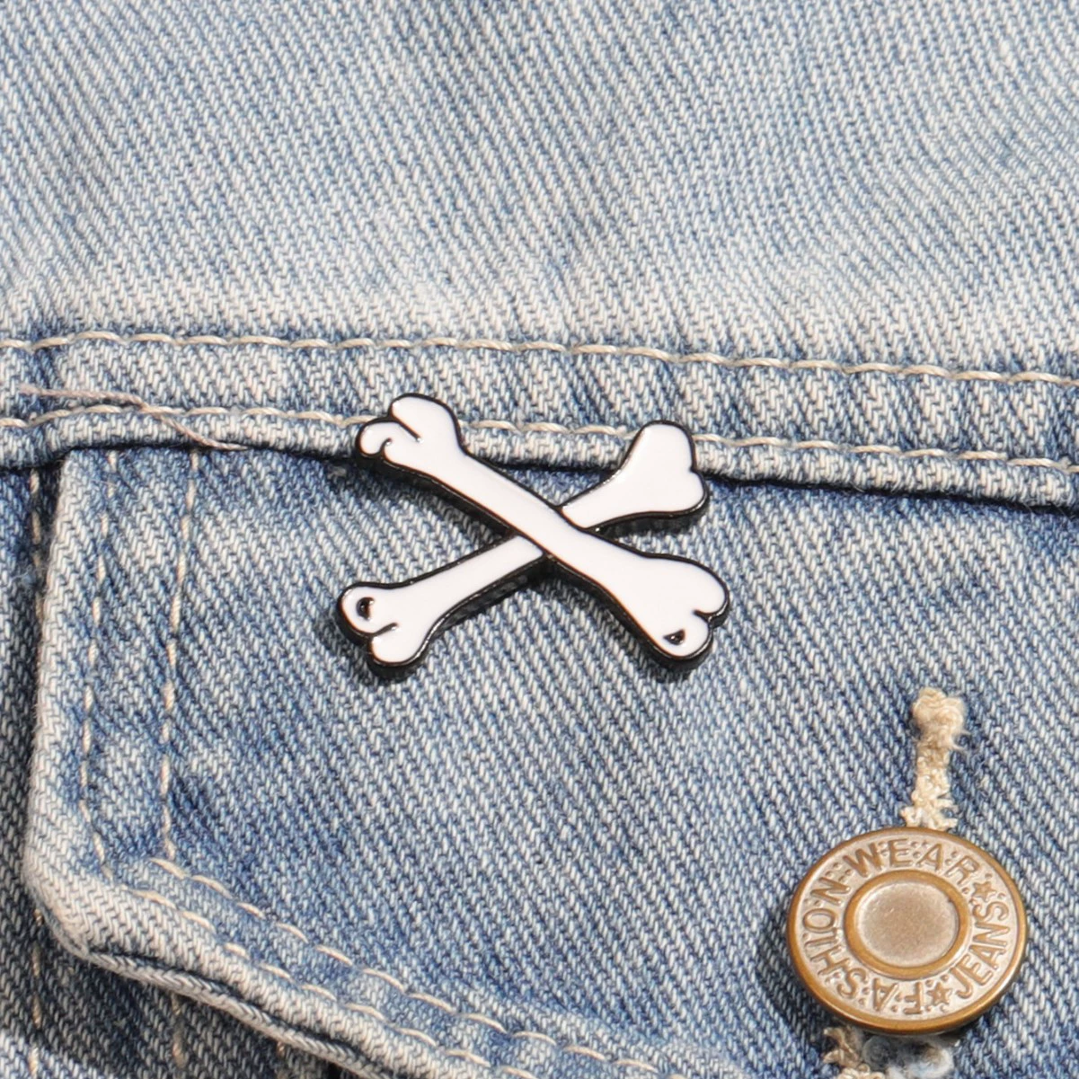 Brooch, badge, backpack, small bag, pin, decorations