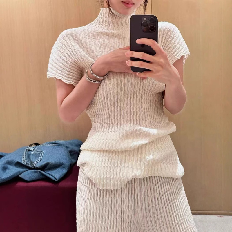 Lp 2025 New Special Cotton Soft Elastic Slimming Look Pleated Texture Pile Collar Elegant High-End Knitwear