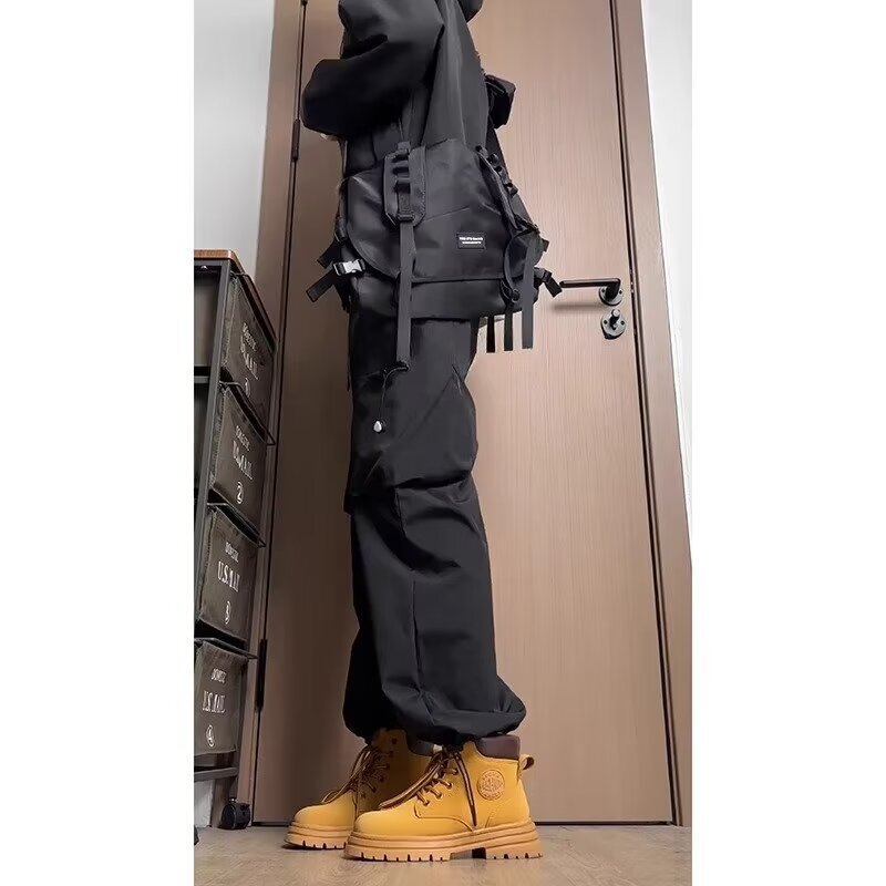 Dahuang Martin boots with American high street skills men and women can wear autumn and winter overalls paratrooper three-proof combat pants Dahuang Martin boots with American high street skills men and women can wear autumn and winter overalls paratrooper three-proof combat pants