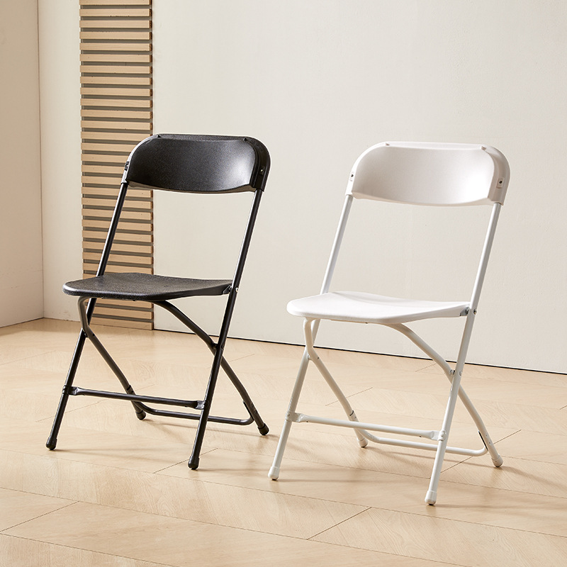 Silla plegable blanca simple Silla apilada Silla de lugar Silla de plástico al aire libre Silla de exhibición de eventos Silla de conferencia Silla de salón