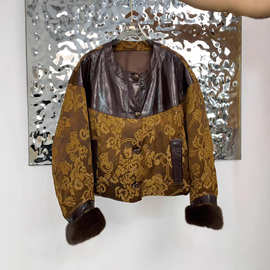 冬新款皮草鹅绒服女短款水貂毛拼接羊皮重工订珠提花外套保暖洋气