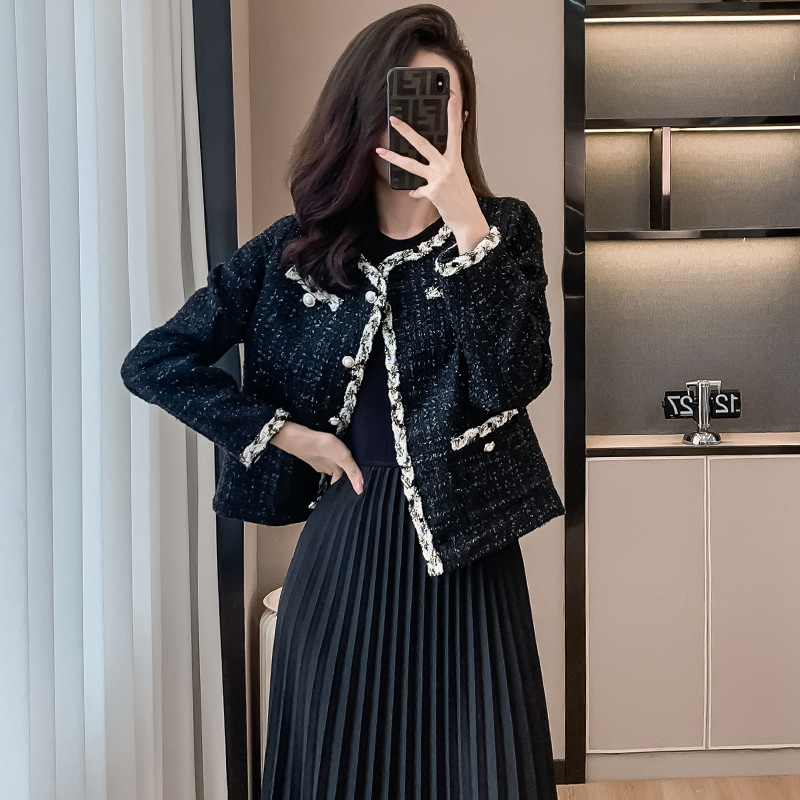 French-Style Tweed Jacket for Women, Autumn/Winter 2026 New Model, Petite Elegant Slim-Fit Short Coat