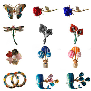 Butterfly Trumpet Flower Hot Air Balloon Crystal Dragonfly Three Color Flower Confession Balloon Blue Whale Rose Collar Pin Brooch