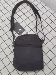 Cross-Border Small Crossbody Chest Bag for Men and Women, College Student Bag, Versatile Trendy Phone Bag, Sports Trendy Bag, Men's Shoulder Bag