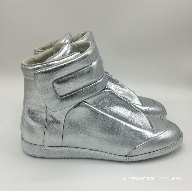 In-Stock 2025 Summer New High-Top Genuine Leather Sports Casual Comfortable Martin Boots German Training Shoes Unisex