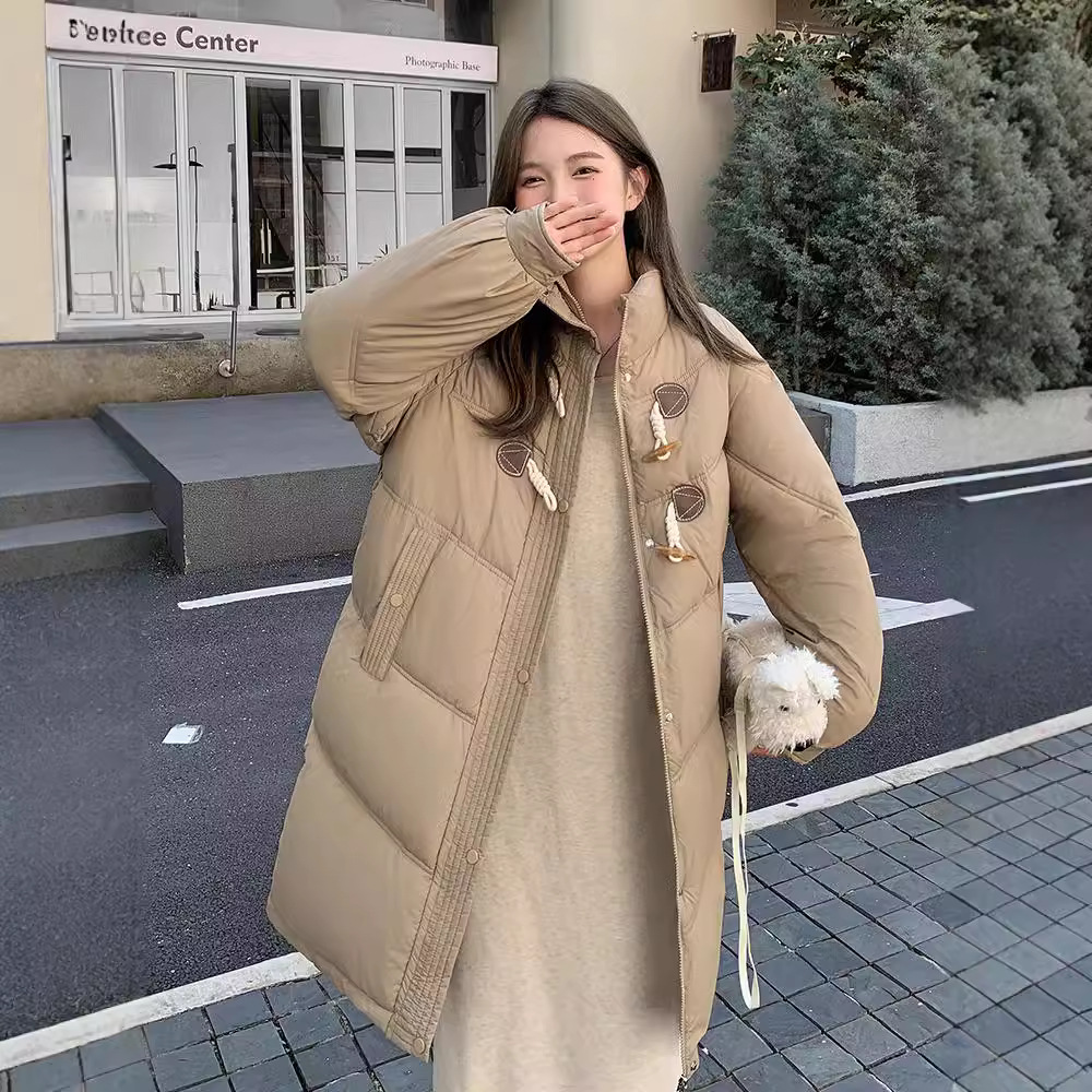 Clothes de algodón de corn de buey para mujeres más de la rodilla 2024 nuevo estilo de collar de pan chaqueta de algodón de invierno abrigo de algodón plumón
