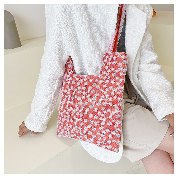 Streetwear Color Block Embroidery Square Open Tote Bag display picture 1