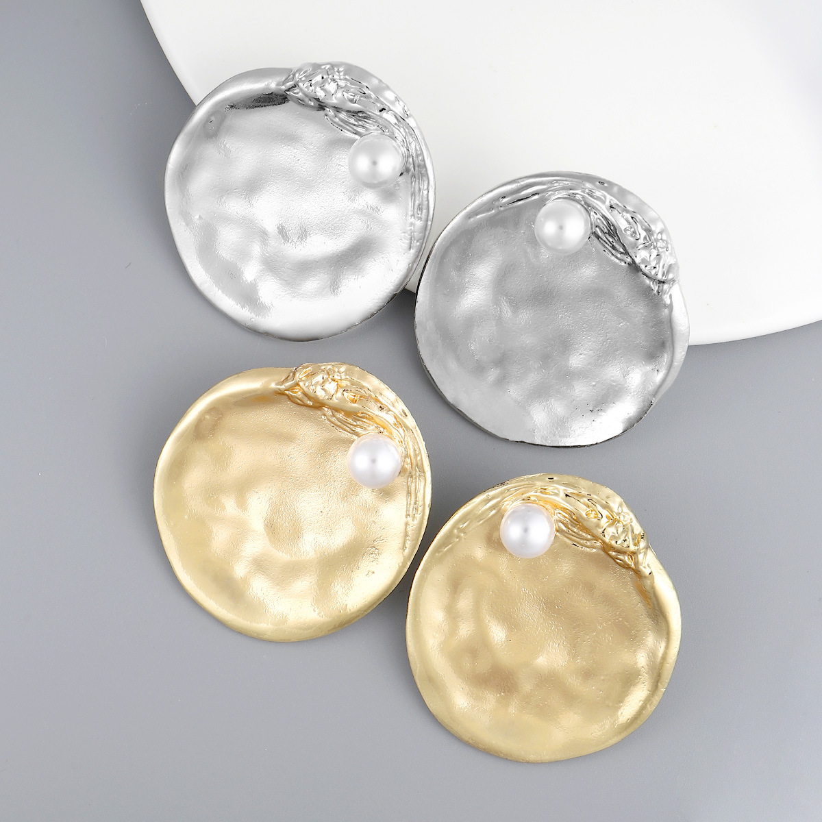 1 Pair Fashion Geometric Alloy Plating Artificial Pearls Womenu0027S Ear Studs