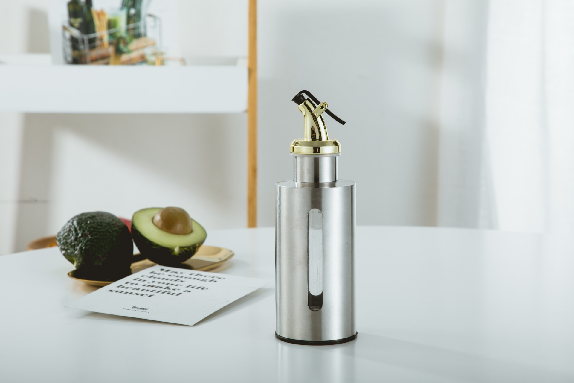 Stainless steel oil bottle spice bottle visual oil control bottle oil control jar kitchen spice bottle light soy sauce barbecue vinegar gold-plated