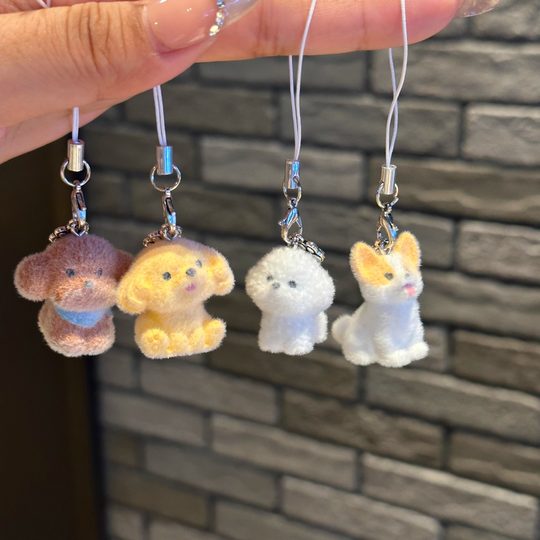 Cute three-dimensional flocking resin dog pendant mini small doll mobile phone pendant DIY key chain jewelry accessories