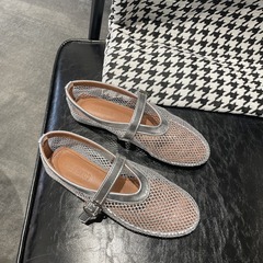 牛皮版～時尚小眾魚網格鏤空芭蕾舞鞋女夏時尚平底皮帶扣單鞋