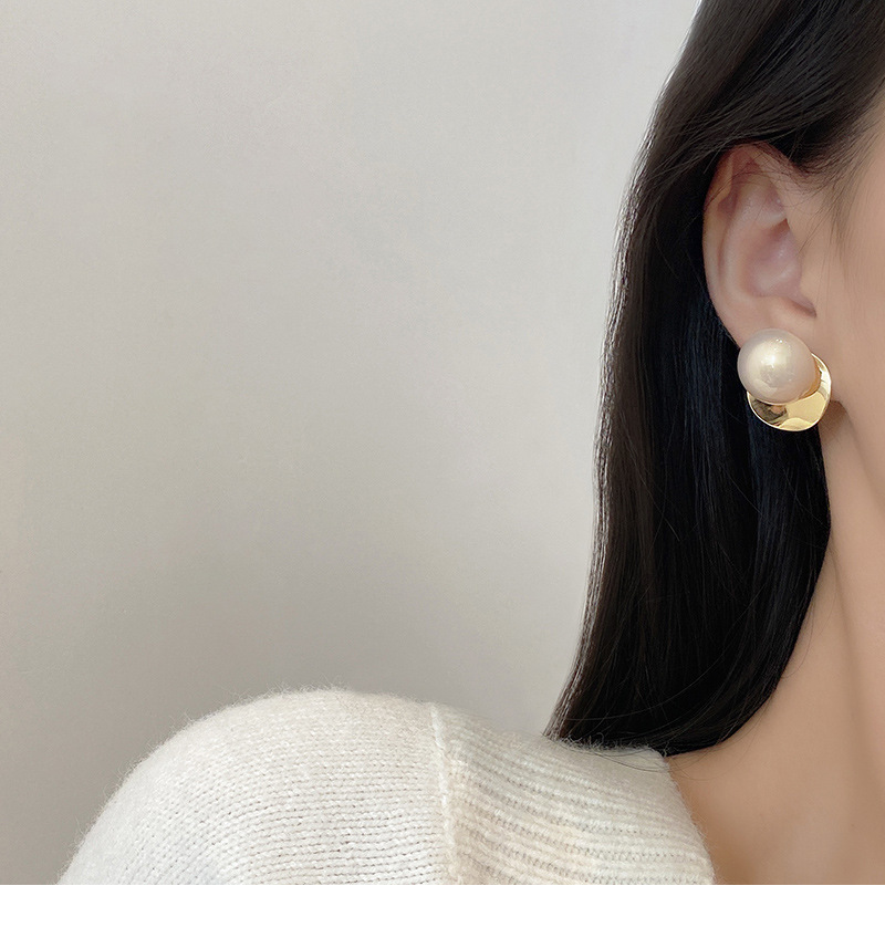 Women'S Gender Diamond Design Romantic French Office Style Large Pearl Round Heart Earrings