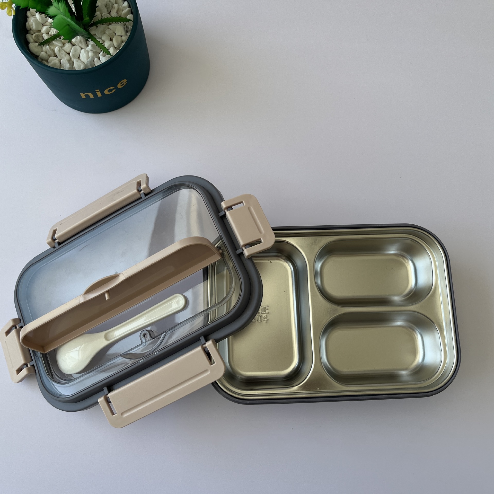 不锈钢饭盒5.jpg