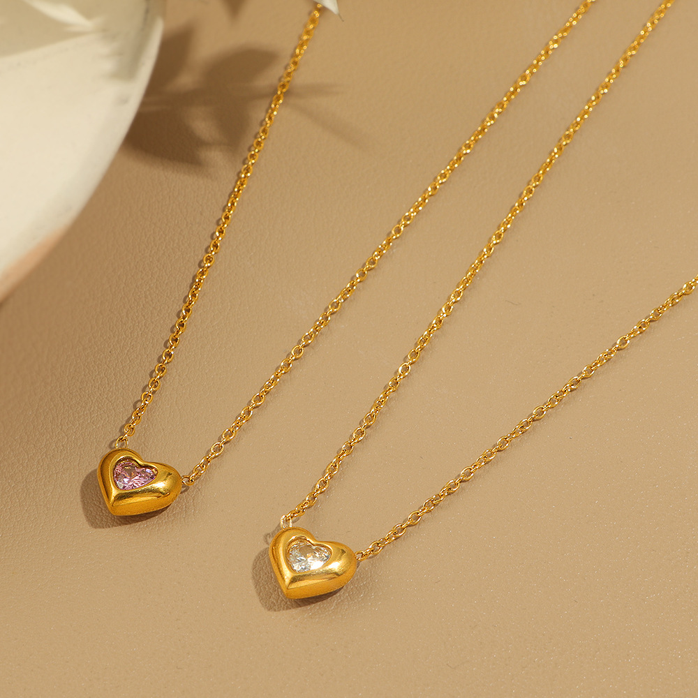 Cross-border Bestseller Pink Heart Necklace In Titanium Steel For Women, High-end Feel Gold White Diamond Heart-shaped_voghion.com